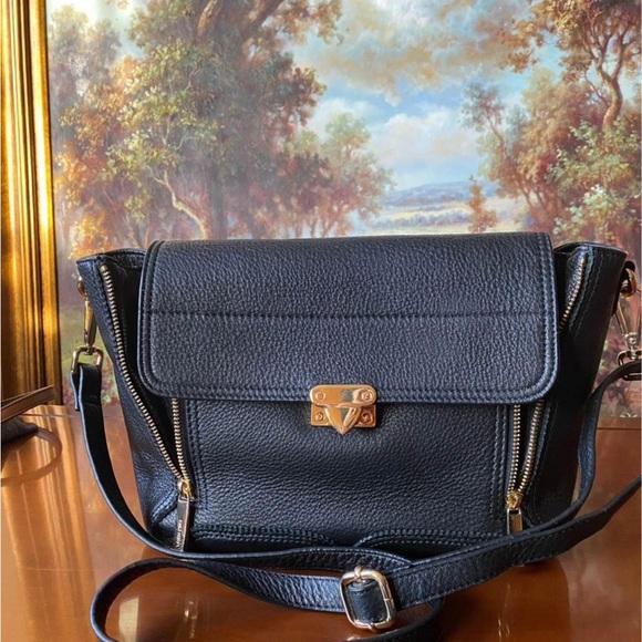 Danier Leather Structured Crossbody Purse - Picture 7 of 10